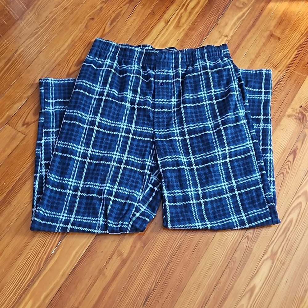 Men's flannel pants w/ pockets- L